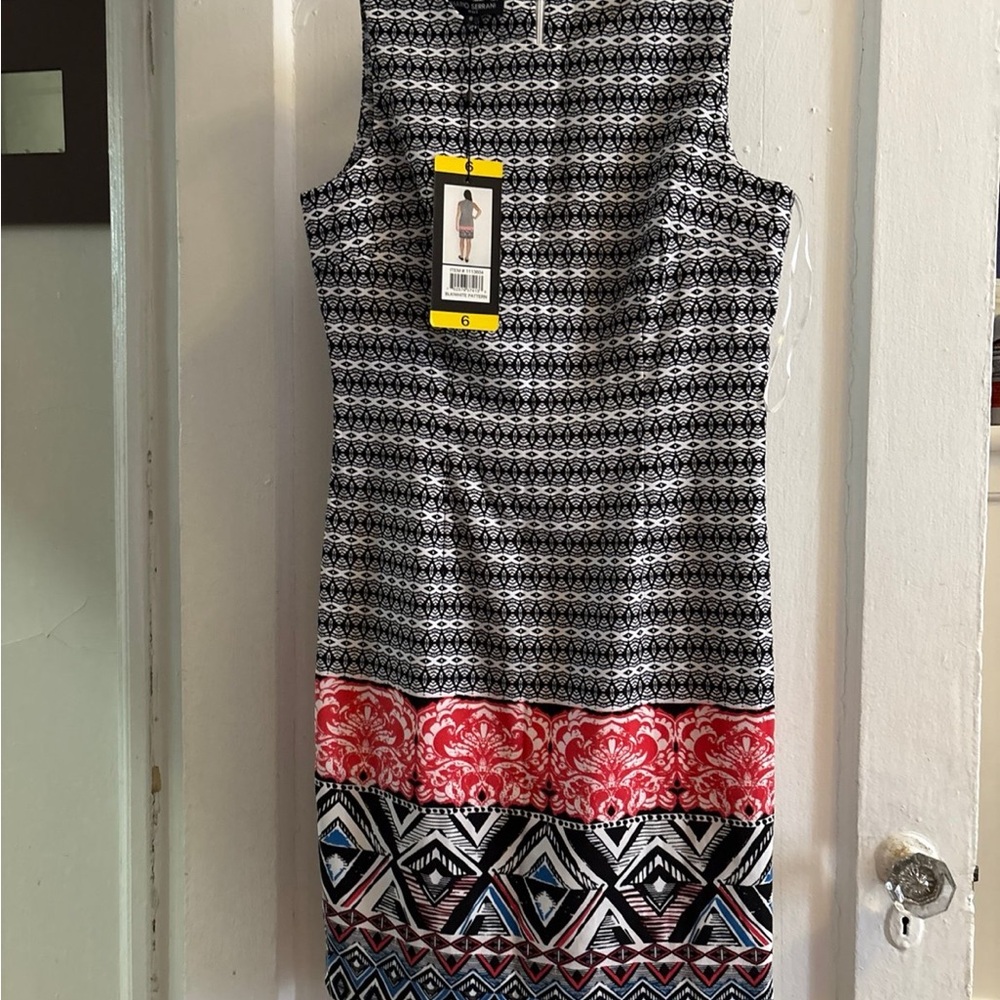 Black and Red Patterned Sleeveless Dress